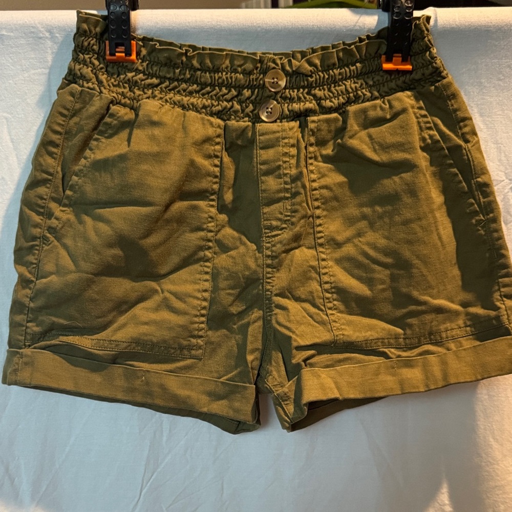 SO Women's Cargo Shorts in Olive